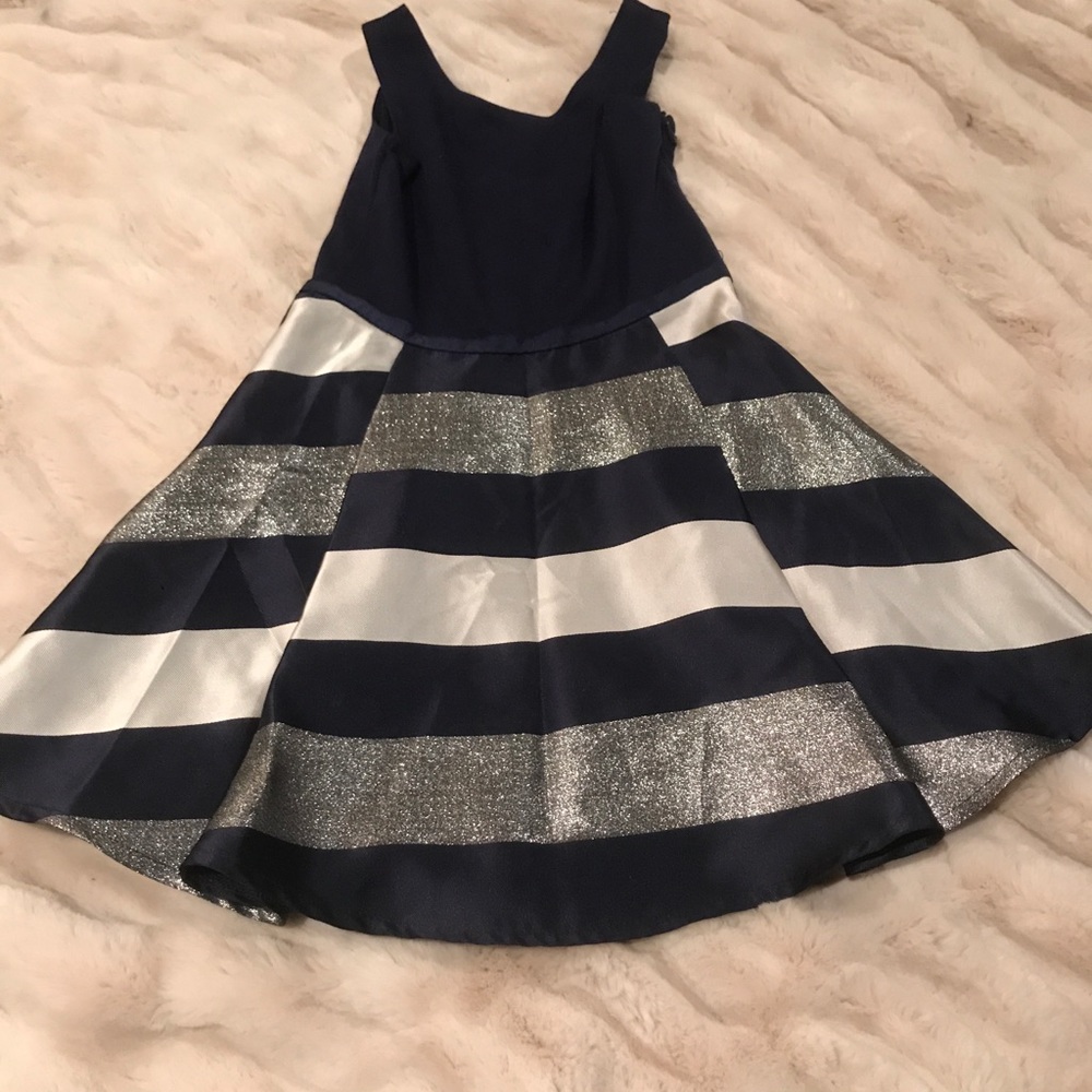 Elisa B.  Stylish Fancy Girls Dress- Size 7